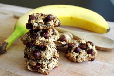 Banánovo-ovesné cookies bez mouky, cukru a vajec ze 3 ingrediencí