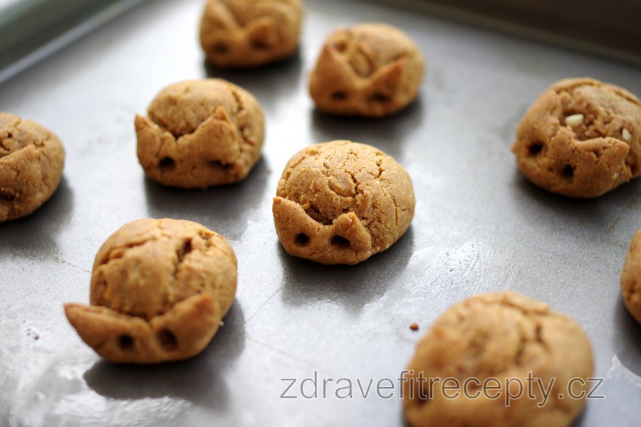 Arašídové cookies ze 3 ingrediencí - bez mouky a rafinovaného cukru