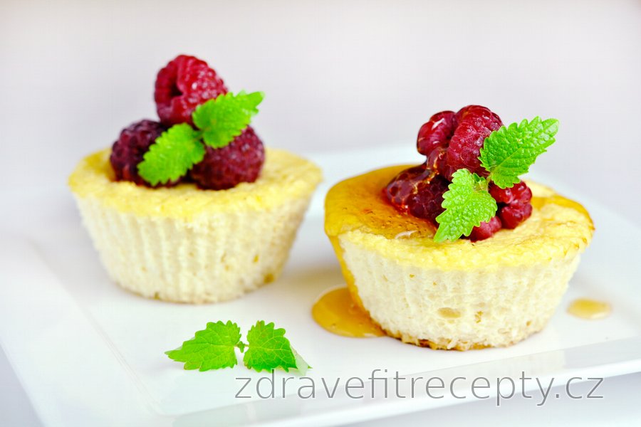 Super šťavnaté kokosové muffiny bez mouky