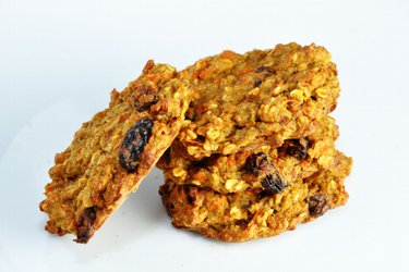 Mrkvovo jablkové fit cookies aneb chléb bez mouky, cukru a tuku