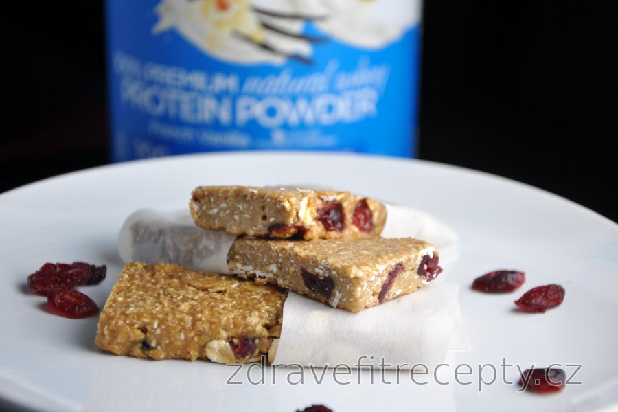 Jednoduché proteinové tyčinky