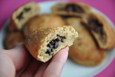 Celozrnné čokoládové taštičky s kakaovými boby - Pain au Chocolat