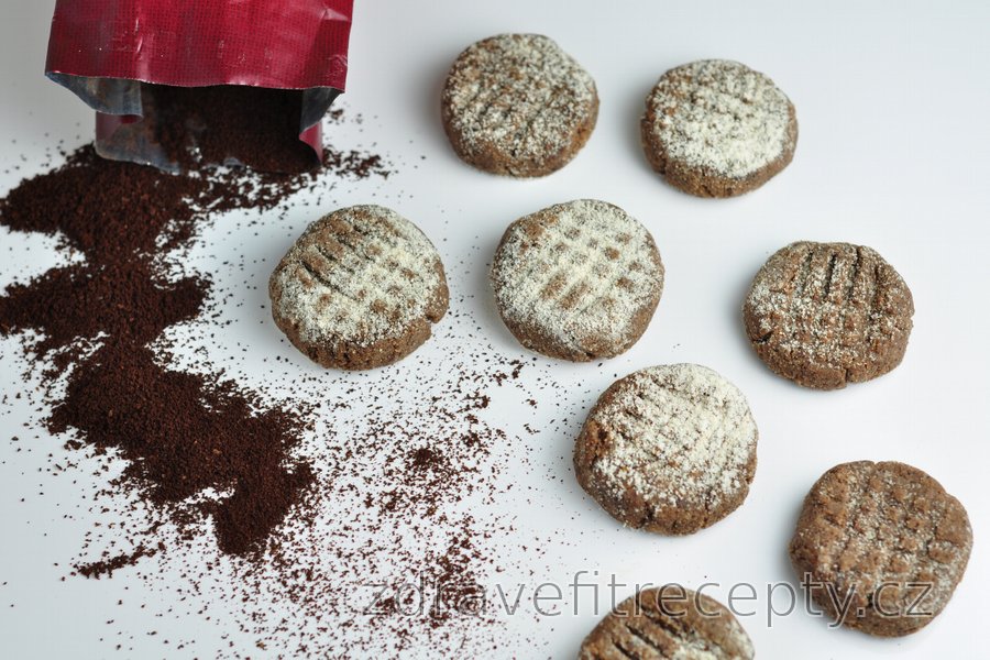 Nepečené kávové cookies