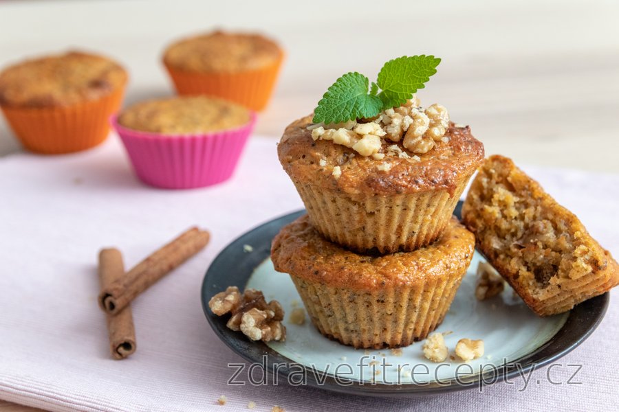 Zdravé mrkvové muffiny ze špaldové mouky